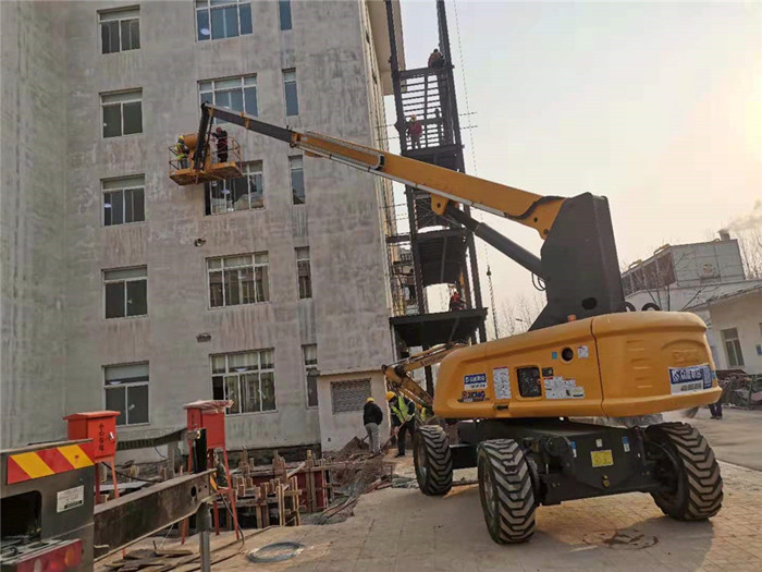 第一时间！服务在线遥控指挥设备转场 乐动在线平台无偿向邢台隔离点项目支援设备-3.jpg